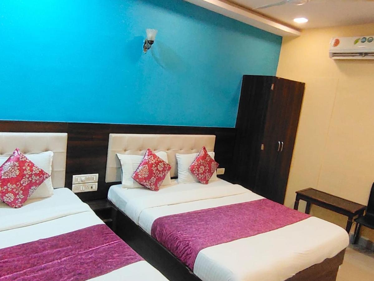Hotel Golden Galaxy - Santacruz East Bombay Extérieur photo