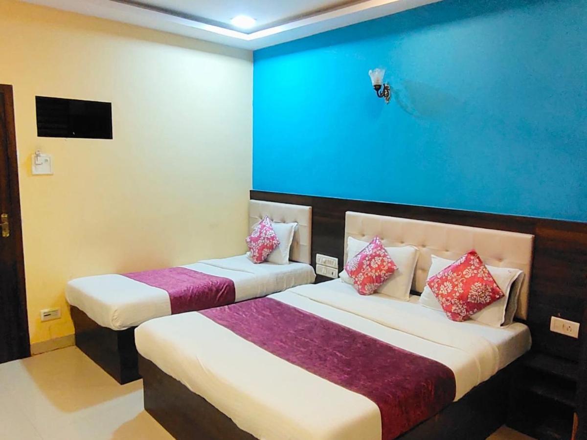 Hotel Golden Galaxy - Santacruz East Bombay Extérieur photo