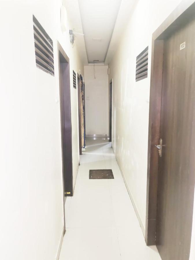 Hotel Golden Galaxy - Santacruz East Bombay Extérieur photo